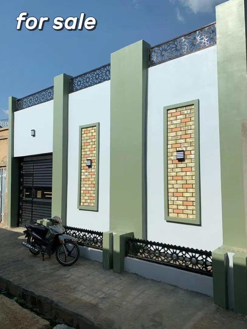 Spacious 5-Bedroom Family Home at Dorayi Babba, Kuntau Old Airport – Kano